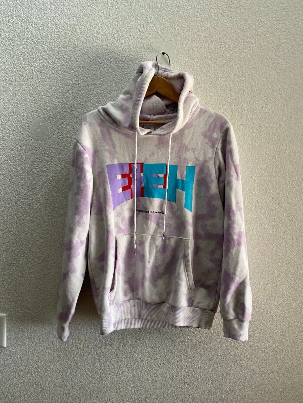 Nick EH 30 Pullover Hoodie Sweatshirt Adult Unisex Small Canada Tie-Dye
